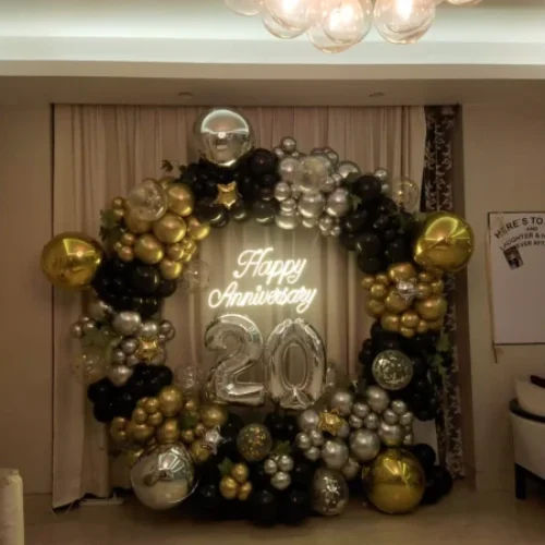 Black and Golden Birthday Ring Decor at Home – Best Party Decoration!